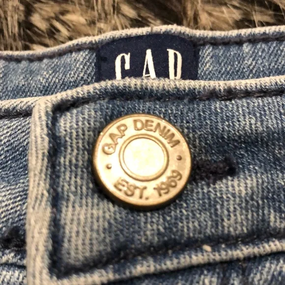 Gap Denim - Picture 6 of 9